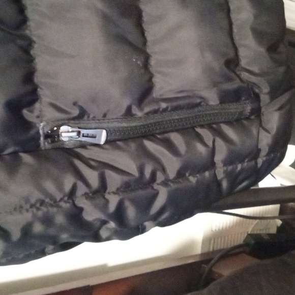 Black Bubble Vest - Picture 5 of 6